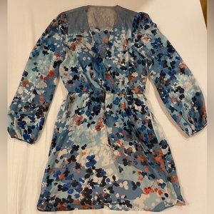 Women’s BCBG Maxazria blue floral dress size 2